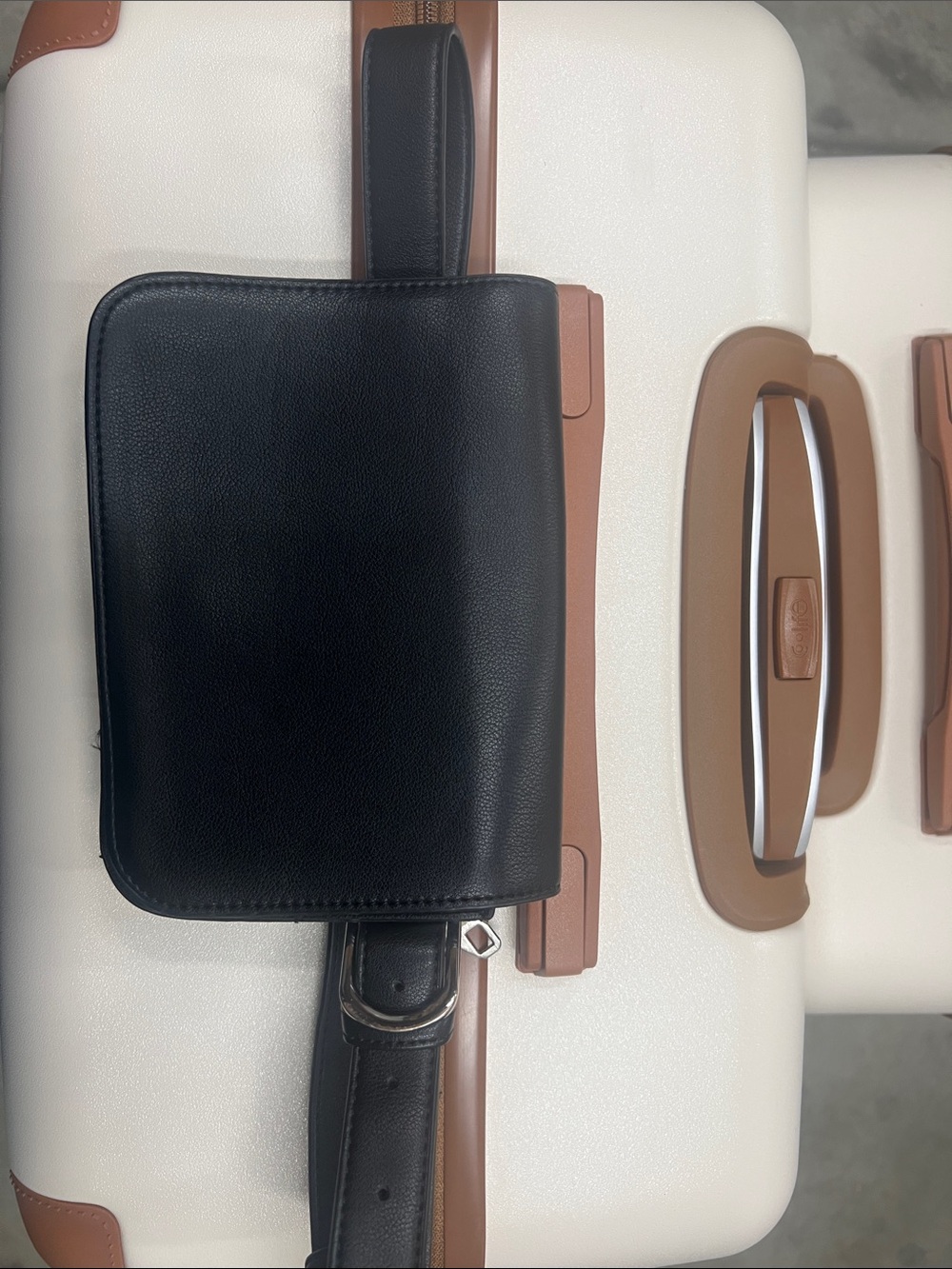 Black Leather Waist Bag - Minimal Everyday Carry